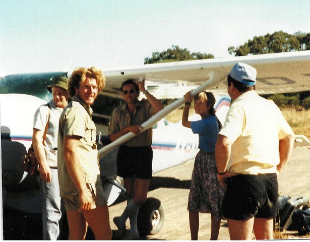 DA, Elly, Larry, Plane Botswana 1987
